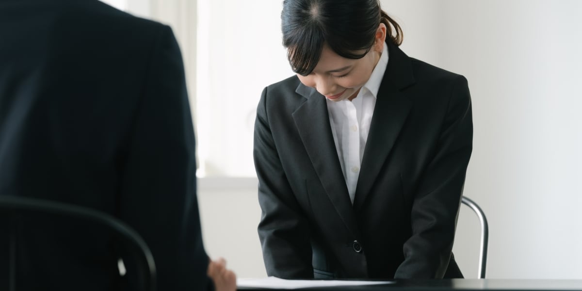 「胸を触られ、ホテルに誘われた」就活生につけ込む悪質セクハラ…企業に防止措置を義務化、何が変わった？