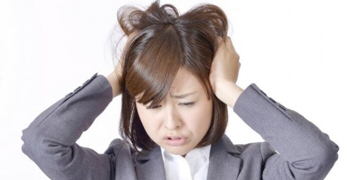 接客女性に「苦情」言ってつきまとう「クレームストーカー」 どう対処すればいいの？