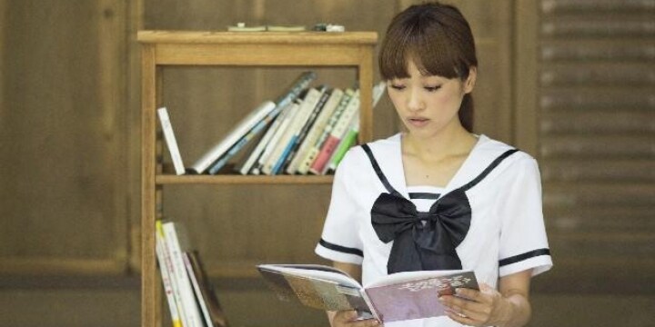 NMB三田さんの「BL」漫画に批判殺到――実在の人物出す「ナマモノ」は名誉毀損？