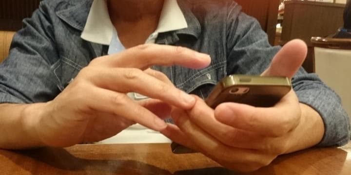 51歳が女子中学生に「LINE」を送って逮捕――なぜ「ストーカー規制法」違反?
