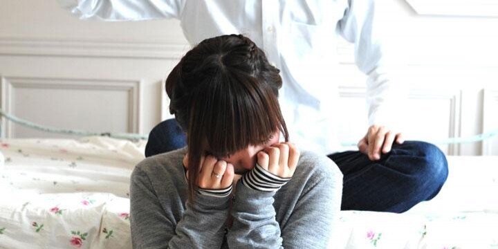 「夫に風俗で働かされています」収入横取り、DVも・・・こんな夫と離婚できるか？