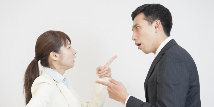 恋人のいない「未婚のお局」の有給取得に不満…「家族持ち」社員を優先できないのか？