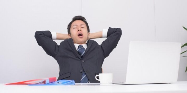 会社で見放された 社内ニート が漫画100冊持ち込み開き直り クビにできるのか 弁護士ドットコム