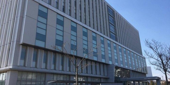 小金井ストーカー事件、岩埼被告人に懲役14年6月「危険かつ悪質」「殺意は非常に強固」
