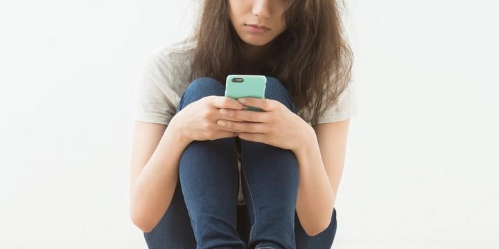 パワハラでうつ病、証拠は「ツイート数の激減」 執念で調べあげた遺族、自殺との関係認定